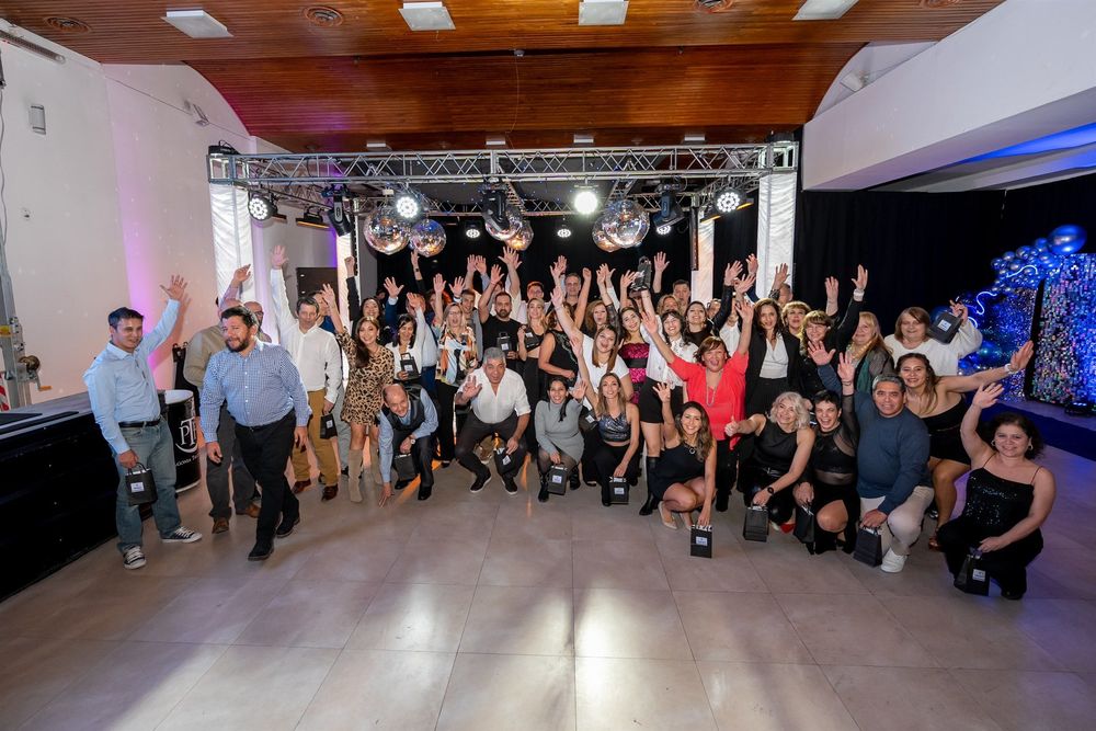 Cena anual celebración día del graduado en Ciencias Económicas