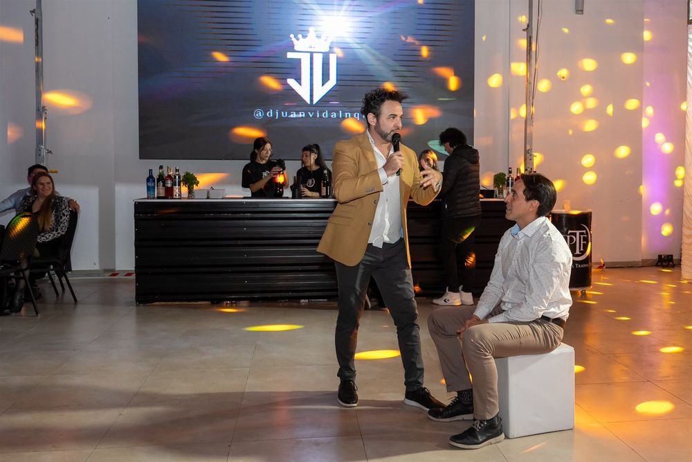 Cena anual celebración día del graduado en Ciencias Económicas