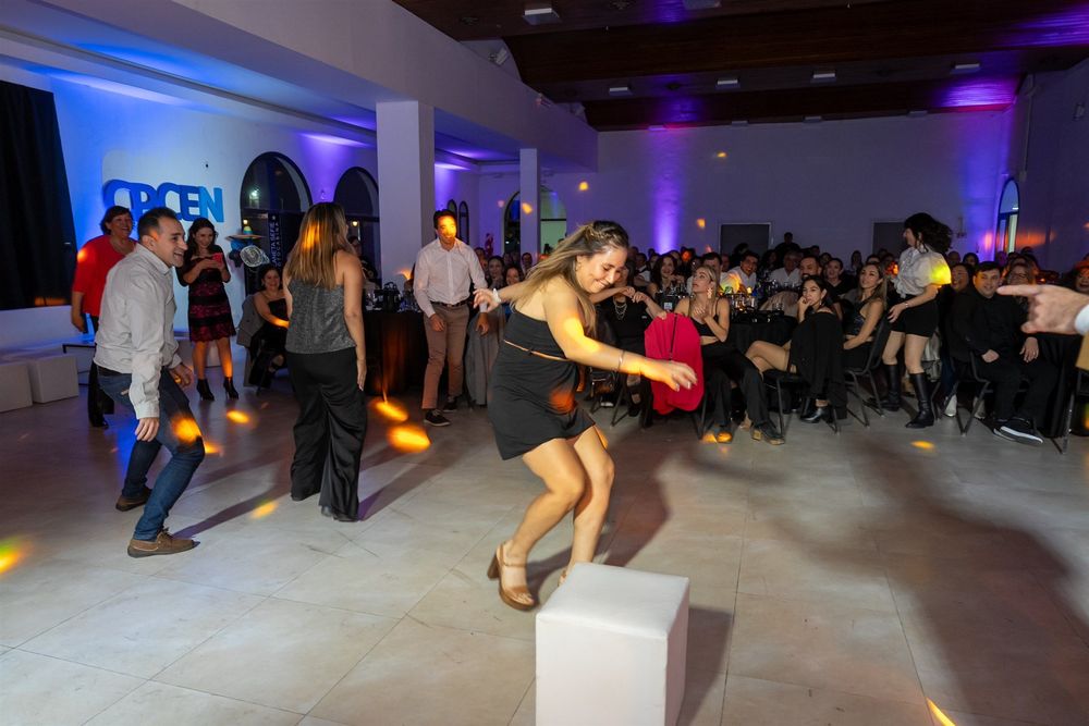 Cena anual celebración día del graduado en Ciencias Económicas