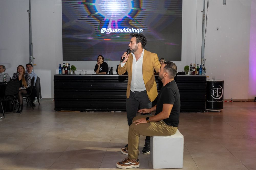 Cena anual celebración día del graduado en Ciencias Económicas