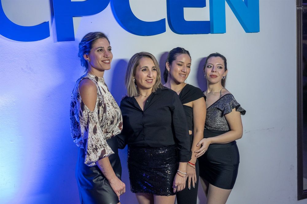 Cena anual celebración día del graduado en Ciencias Económicas