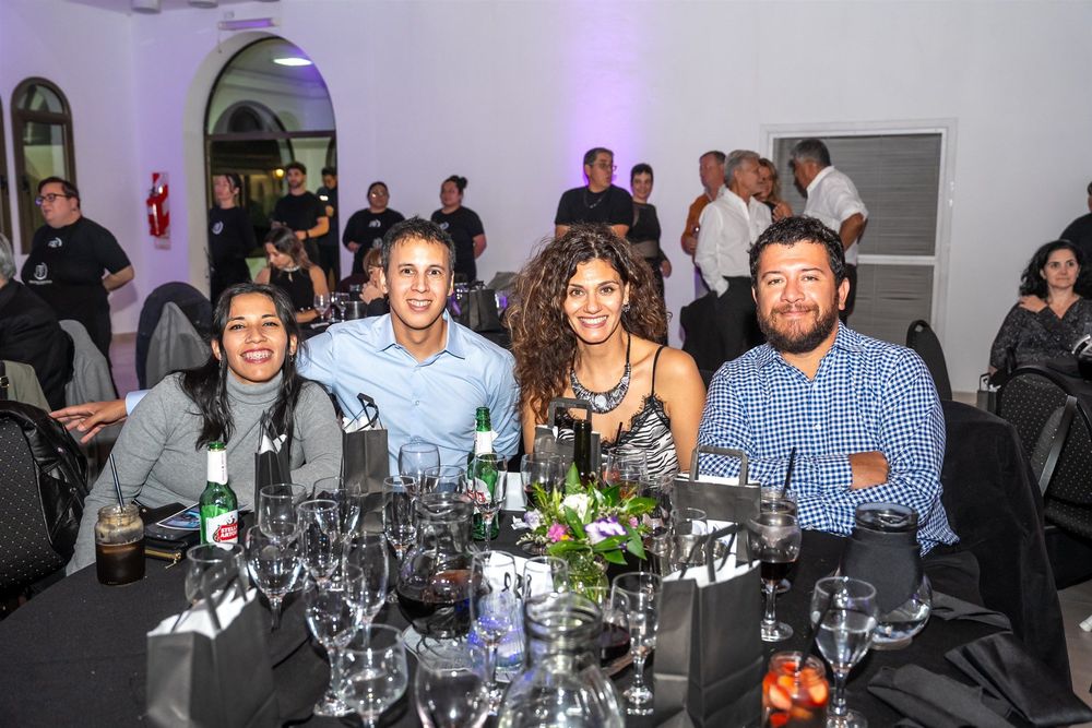 Cena anual celebración día del graduado en Ciencias Económicas