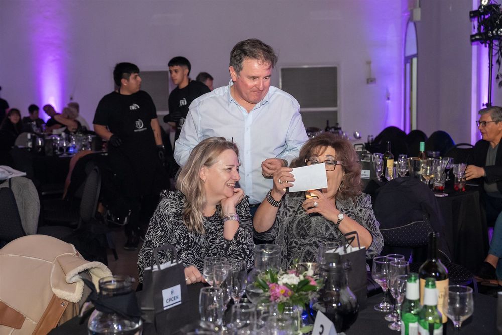 Cena anual celebración día del graduado en Ciencias Económicas